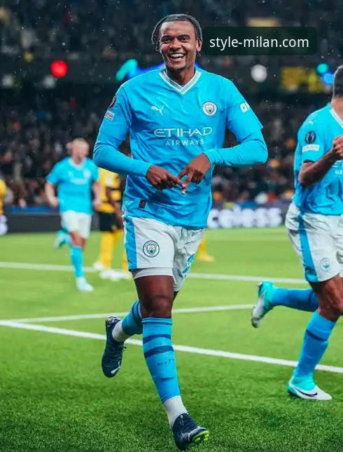 如何像国际米兰后卫阿坎吉一样，在攻防两端都做到极致？